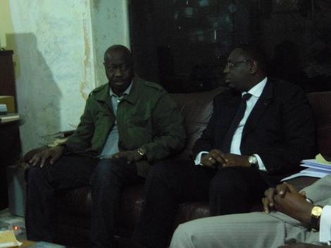 [PHOTOS] Macky Sall dans les locaux de la 2STv hier