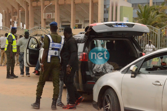 PHOTOS - Modou Lô vs Eumeu Séne: Un combat sous haute surveillance des forces de l'ordre