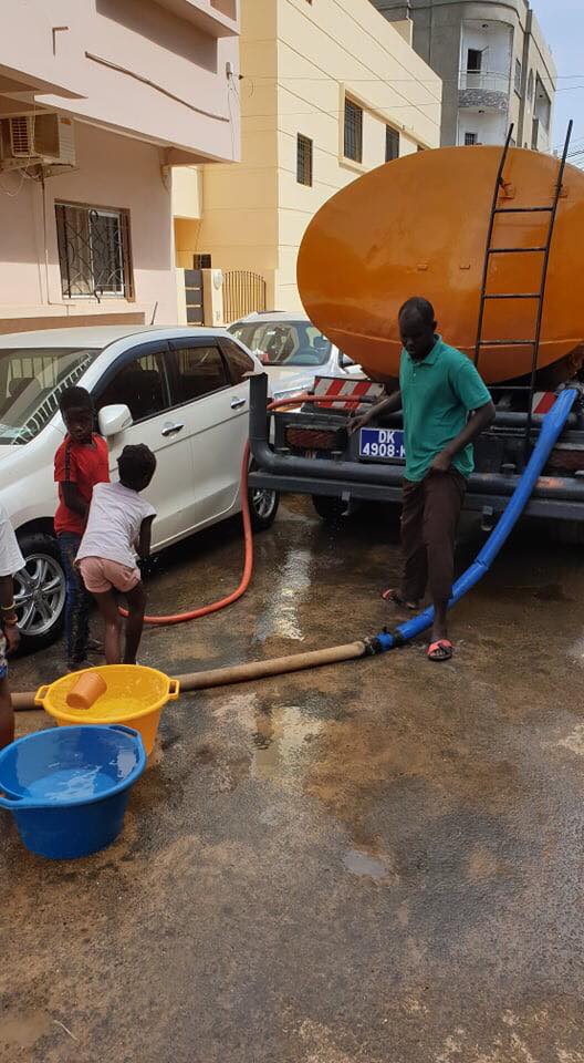 Liberté 6 Extension: Les habitants toujours sans eau, interpellent la SDE Liberté 6 Extension: Les habitants toujours sans eau, interpellent la SDE