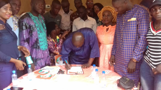 Libération de Khalifa Sall: Idrissa Seck signe la pétition