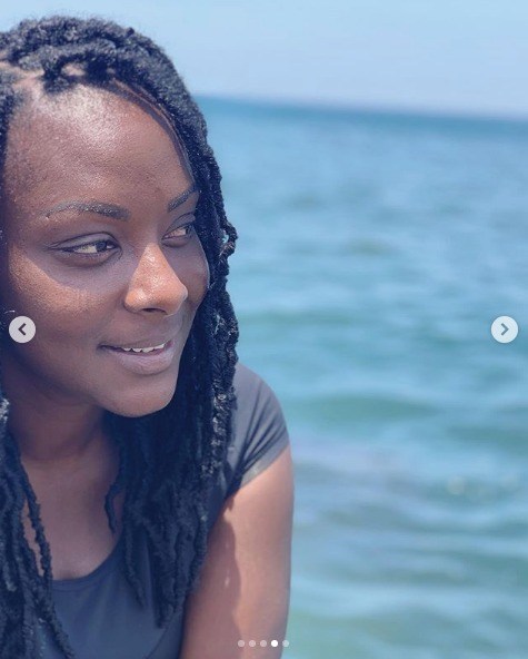 PHOTOS - 100% naturelle, Halima Gadji fait des ravages avec sa beauté fatale PHOTOS - 100% naturelle, Halima Gadji fait des ravages avec sa beauté fatale