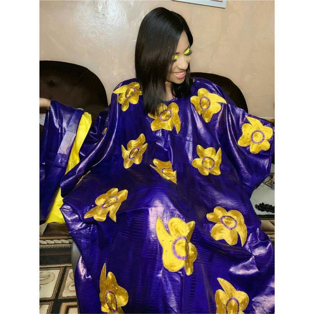 PHOTOS - Ce "sagnsé" d' Oumy actrice vedette de la série « Golden » va vous couper le souffle PHOTOS - Ce "sagnsé" d' Oumy actrice vedette de la série « Golden » va vous couper le souffle