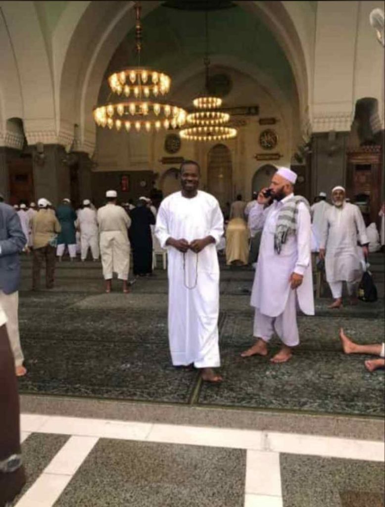 PHOTOS - Les images de Pape Cheikh Diallo et Aziz Niane à la Mecque !