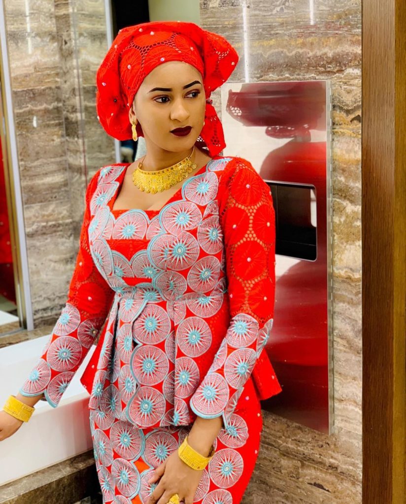 PHOTOS - Mode Tabaski : Découvrez vos modèles de la semaine PHOTOS - Mode Tabaski : Découvrez vos modèles de la semaine