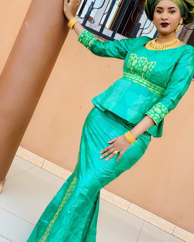 PHOTOS - Mode Tabaski : Découvrez vos modèles de la semaine PHOTOS - Mode Tabaski : Découvrez vos modèles de la semaine