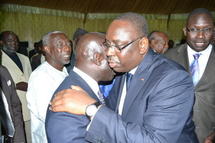 Election 2012 : Macky Sall et Idrissa Seck se disputent Mously Diakhaté