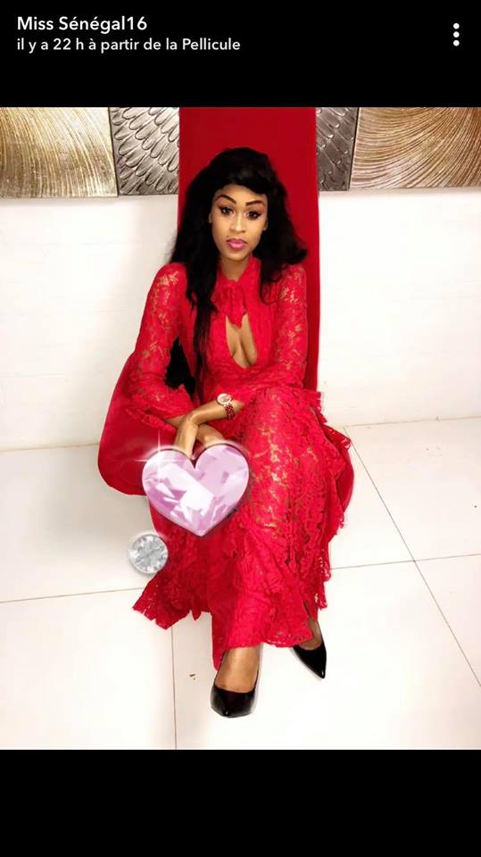PHOTOS - Miss Sénégal déborde avec sa robe rouge trop s*xy et sans soutien gorge