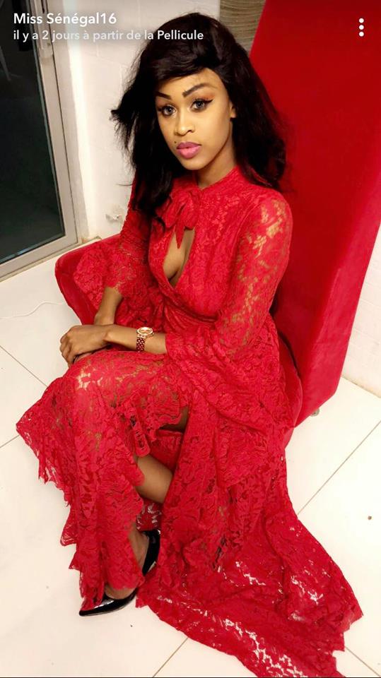 PHOTOS - Miss Sénégal déborde avec sa robe rouge trop s*xy et sans soutien gorge