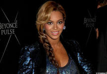 Les stars félicitent Beyoncé sur Twitter,elle a reçu de nombreux messages