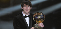 Le Barcelonais Lionel Messi remporte le Ballon d'Or 2011