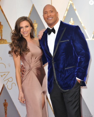 PHOTOS - Dwayne "The Rock" Johnson : Mariage surprise avec Lauren Hashian !