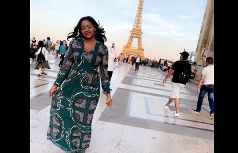 PHOTOS -  Fama Thioune profite bien de ses vacances à Paris