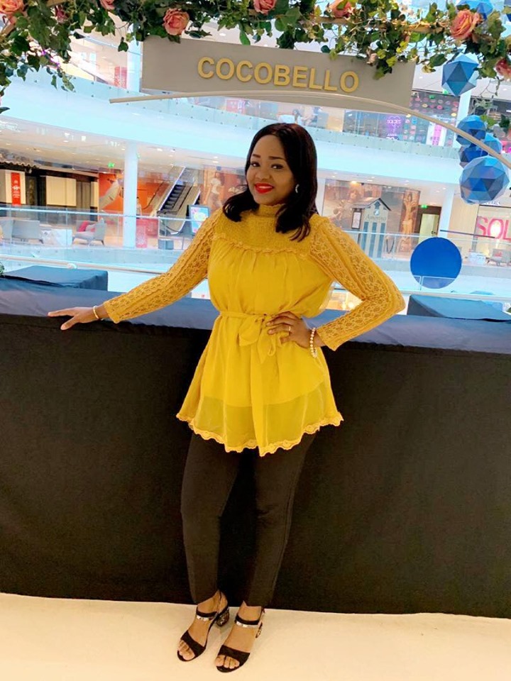 PHOTOS -  Fama Thioune profite bien de ses vacances à Paris