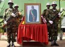 Guinée-Bissau: le président Malam Bacaï Sanha inhumé après un hommage solennel
