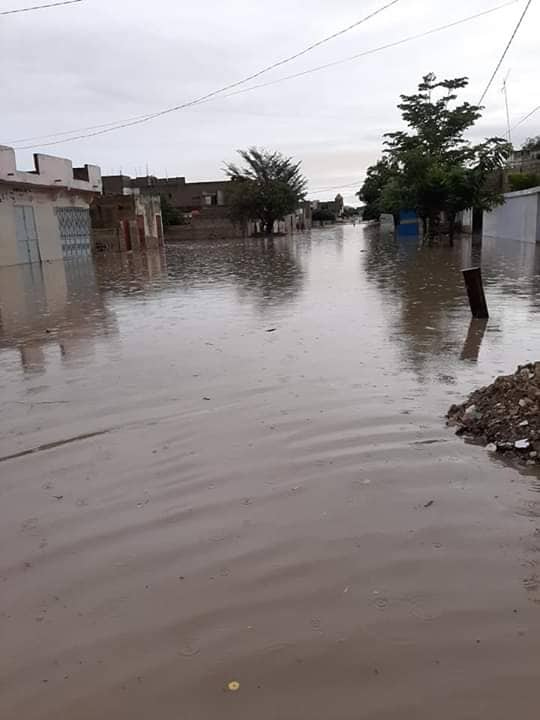 (Photos)- Kaolack: Les eaux de pluie engloutissent le bassin de rétention de Khakhoum