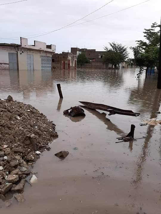 (Photos)- Kaolack: Les eaux de pluie engloutissent le bassin de rétention de Khakhoum