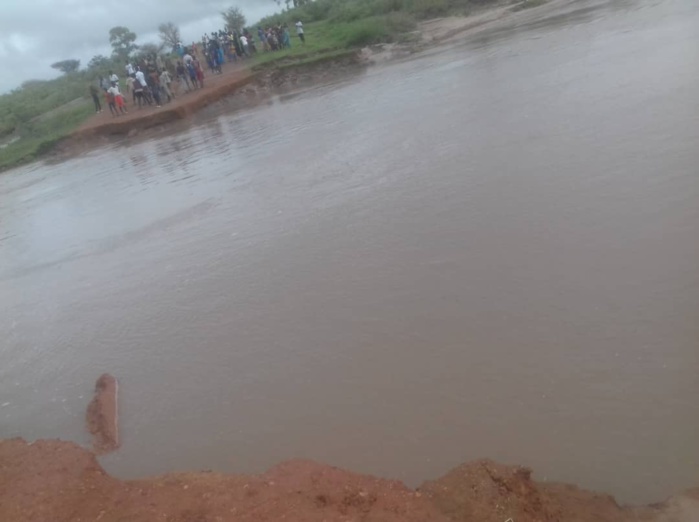 Wack Ngouna: Les fortes pluies emportent le pont de Keur Yoro Khodia