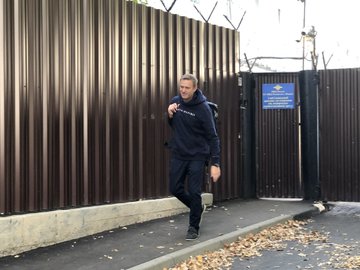 Russie: Alexeï Navalny sort de prison après 30 jours de détention Russie: Alexeï Navalny sort de prison après 30 jours de détention