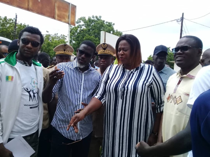 Vaccances Citoyennes: Néné Fatoumata Tall s'engage contre la déforestation et l'insalubrité