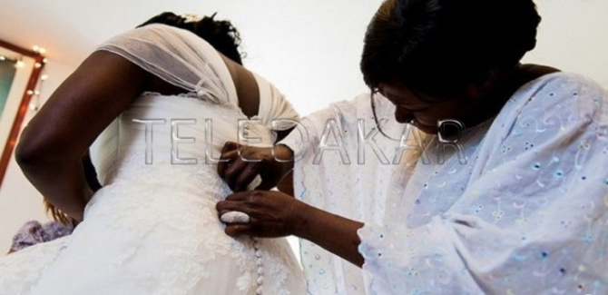 CHEZ LES LAYÈNES, ON SE MARIE À 5000 FRANCS