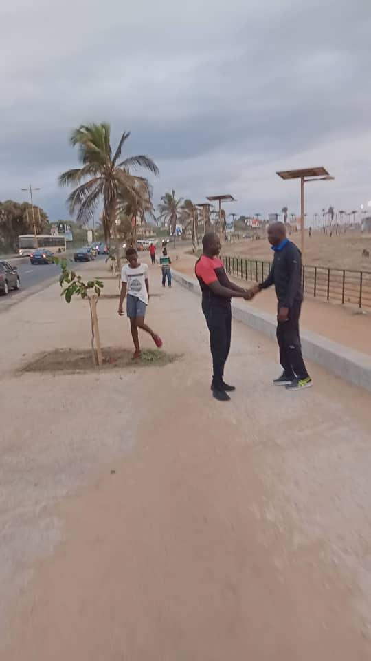 VIDEO + PHOTOS - Le Ministre de l’intérieur filmé en train de faire son jogging sur la corniche