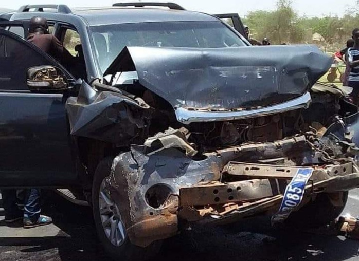 Accident dans le cortège du ministre Oumar Youm : 3 blessés Accident dans le cortège du ministre Oumar Youm : 3 blessés