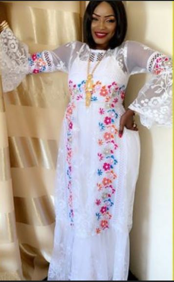 PHOTOS + VIDEO - La sublime Mbathio Ndiaye se relooke en mode « Jongoma »