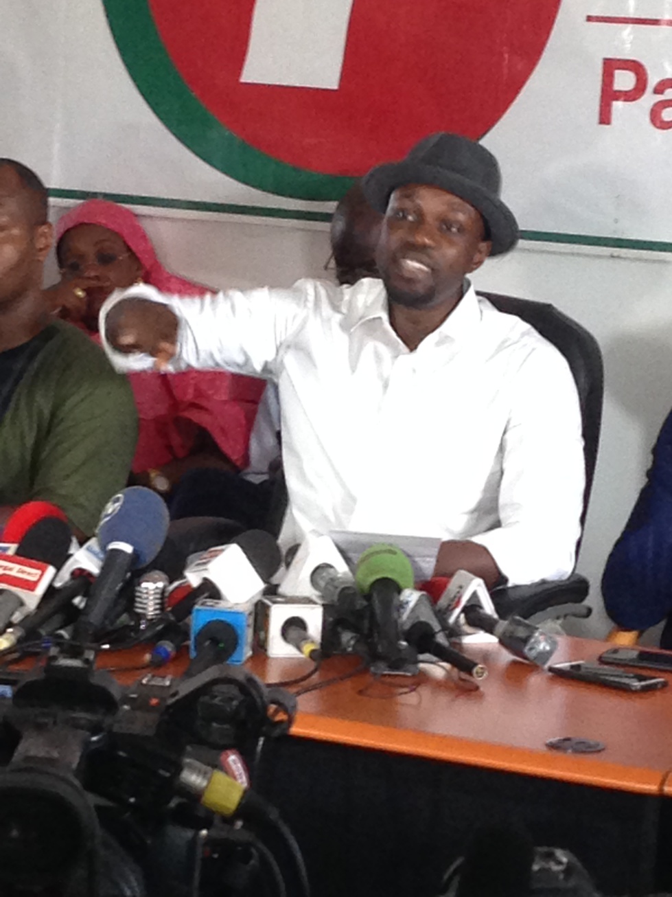 REPLAY - CONFERENCE DE PRESSE OUSMANE SONKO (VIDEO + IMAGES)