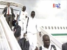 Arrivée des "Lions" à Bata en Guinée équatoriale