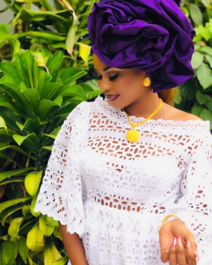 PHOTOS - Admirez les dernières Photos de Marichou, rayonnante en Sagnsé Sénégalaise
