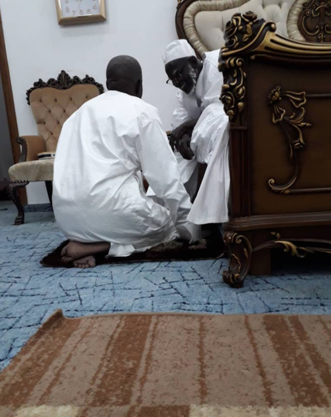 TOUBA: Première visite de Mahammed Dionne après sa sortie d’hôpital, auprès du Khalife Général des Mourides