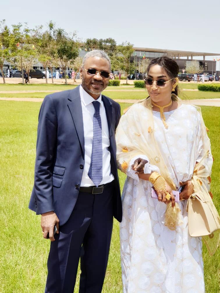 VIDEO + PHOTOS - Askia Touré et sa femme étalent leur l'or