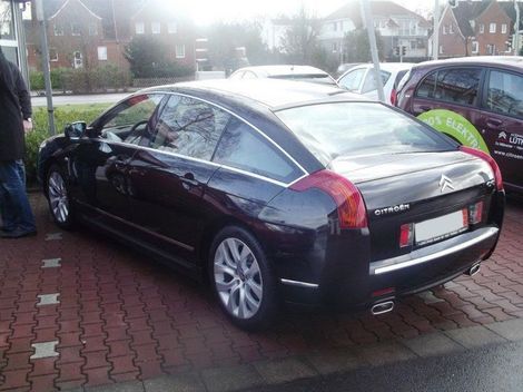 Adiya: Un  Citroën C6 pour Cheikh Béhio