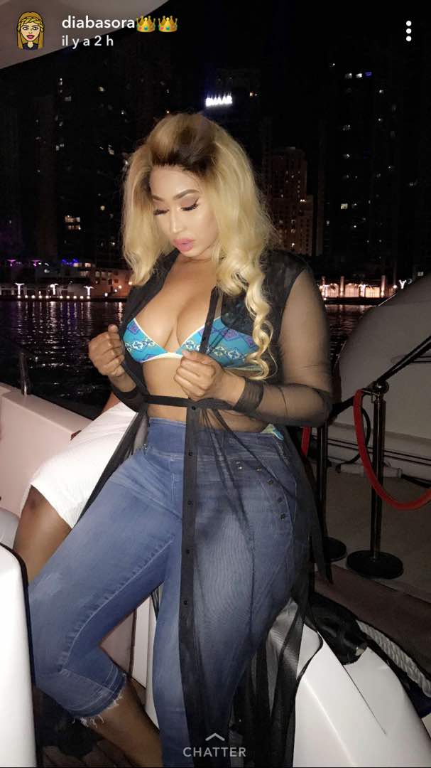 PHOTOS: Diaba Sora, la Kim Kardashian du Mali expose ses belles rondeurs