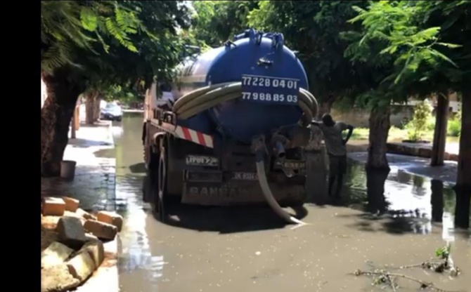 Lutte contre les inondations à Rufisque: Le Ministre Oumar Guèye passe à l'action et met à la disposition du Préfet, 10 camions hydrocureurs