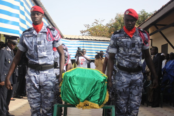 [Vidéo-Photos] Levée du corps de l’agent de police Fodé Ndiaye