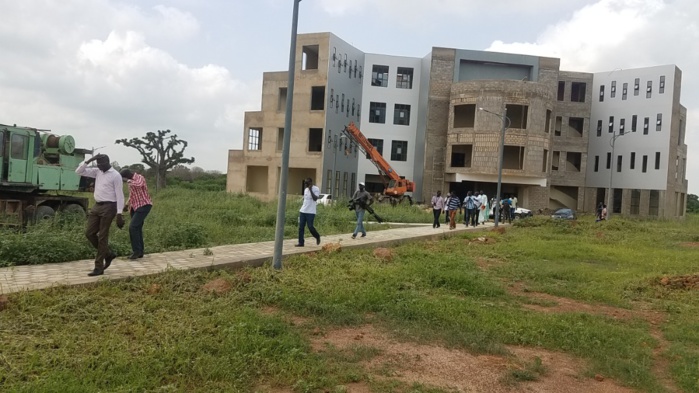 Thiès: Socé Diop Dione réclame plus de 2 milliards FCFA pour boucler les travaux de l'Ut et de l'Isep, qui vont accueillir les nouveaux bacheliers