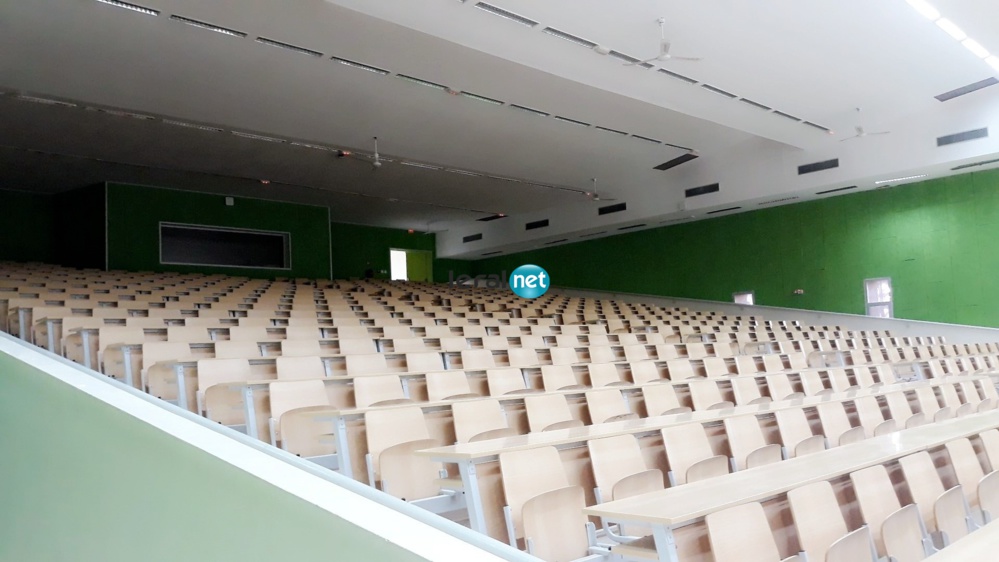 VIDEO - Pr. Mahy Diaw, Recteur UADB: « L’Amphi avec sa capacité de 500 places, sera fonctionnel en novembre pour une population de 8000 étudiants » (PHOTOS)
