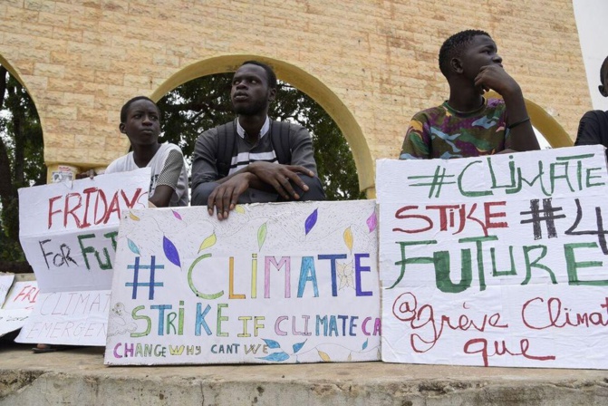 Pour son combat pour le climat : l’étudiant Yero Sarr se fait bastonner, sa mâchoire fracturée Pour son combat pour le climat : l’étudiant Yero Sarr se fait bastonner, sa mâchoire fracturée