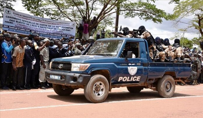 Burkina Faso : La police accuse l’armée de détournement d’armes