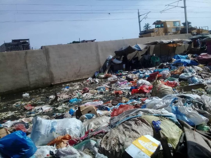 6 PHOTOS: le visage hideux du marché Thiaroye Gare