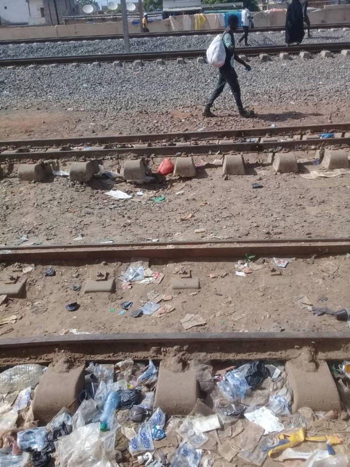 6 PHOTOS: le visage hideux du marché Thiaroye Gare