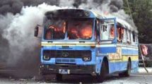 Encore un bus "Dakar Dem Dikk" brûlé par les étudiants