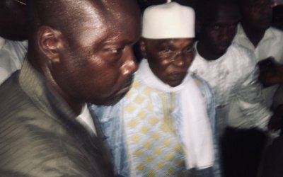 (PHOTOS) - Accueil chaleureux de Me Wade à Keur Serigne Touba: L'ex-chef d'Etat garde toute sa popularité dans la communauté mouride