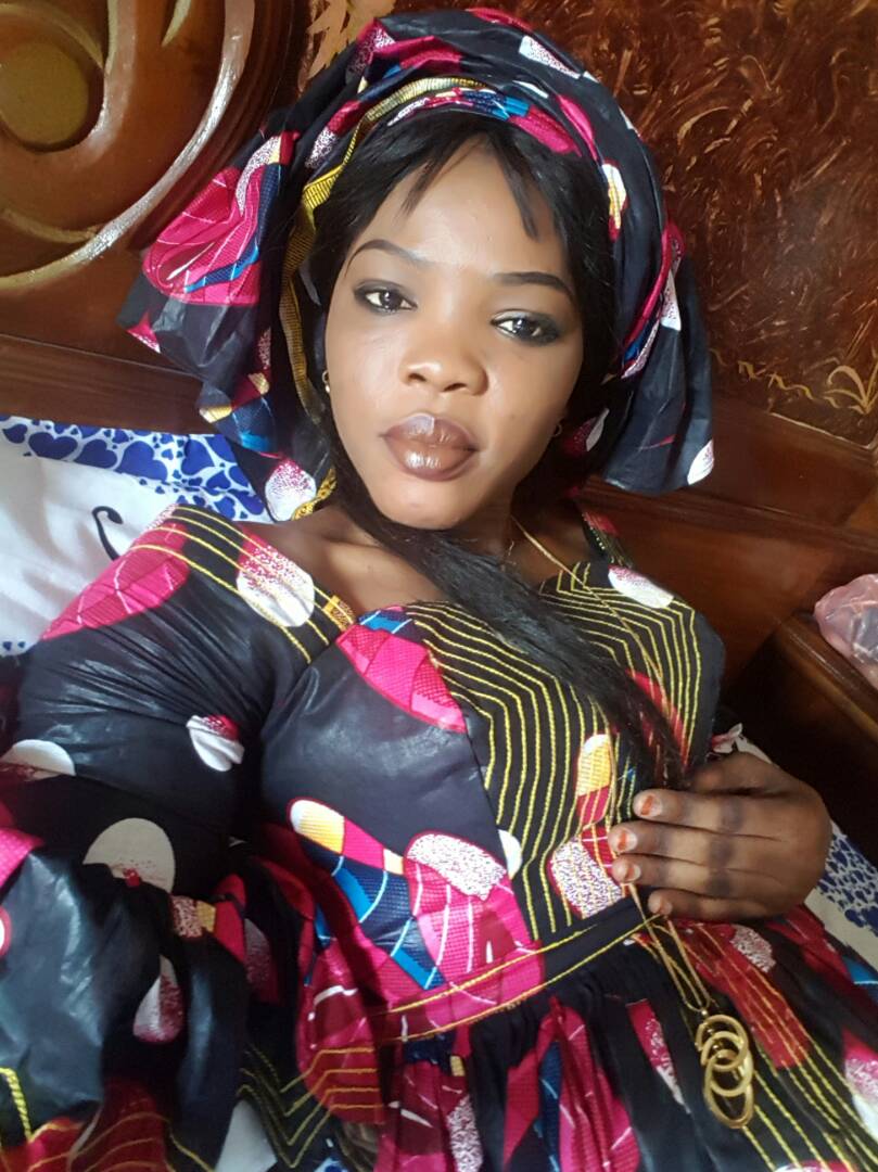 PHOTOS - Voici  Adji CAMARA, la femme retrouvée morte dans un bassin les yeux arrachés