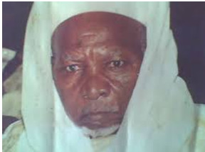 Ahmed Khalifa Niasse: "Ce sont El Hadji Malick Sy et... qui ont largement répandu la Tidjaniyya au Sénégal" Ahmed Khalifa Niasse: "Ce sont El Hadji Malick Sy et... qui ont largement répandu la Tidjaniyya au Sénégal"