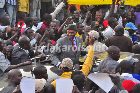 CAMPAGNE : Images exclusives de la promenade de Wade à Dakar