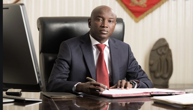 Délogement des résidents des immeubles des Lionnes: le ministre de l'Intérieur accusé d’avoir fait couper l'eau et l'électricité Délogement des résidents des immeubles des Lionnes: le ministre de l'Intérieur accusé d’avoir fait couper l'eau et l'électricité