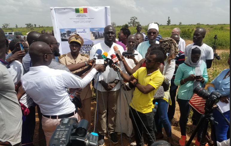 Lancement du projet de Construction des 100 000 logements sociaux – Revivez en images la visite de terrain du ministre Abdou Karim Fofana