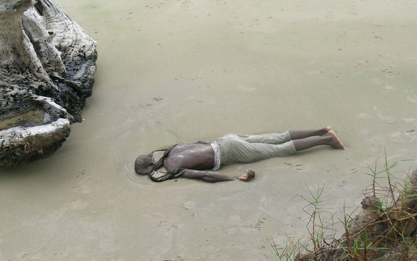 [Incroyable ] Un Sénégalais qui ne savait pas nager a été jeté au large de Ceuta